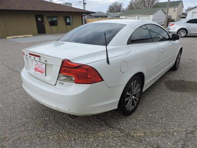 2011 Volvo C70 T5 - Photo 5 - Kearney, NE 68847