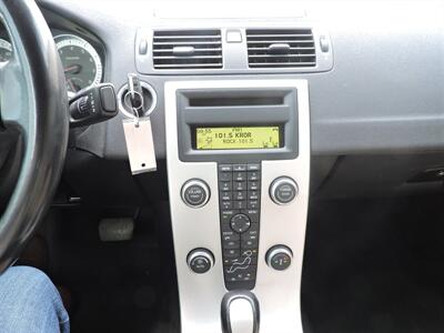 2011 Volvo C70 T5 - Photo 15 - Kearney, NE 68847