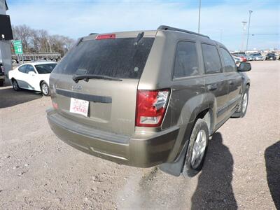 2005 Jeep Grand Cherokee Laredo   - Photo 5 - Lexington, NE 68850