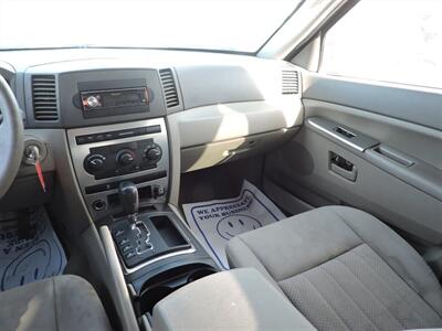 2005 Jeep Grand Cherokee Laredo   - Photo 11 - Lexington, NE 68850