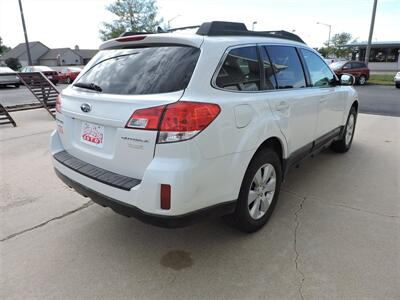 2011 Subaru Outback 2.5i Premium   - Photo 5 - Grand Island, NE 68801