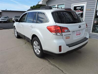 2011 Subaru Outback 2.5i Premium   - Photo 7 - Grand Island, NE 68801