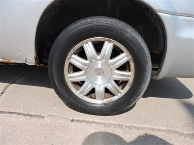 2006 Chrysler Town & Country Touring   - Photo 8 - Lexington, NE 68850