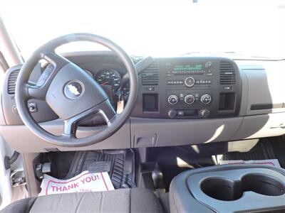 2009 Chevrolet Silverado 1500 Work Truck   - Photo 10 - Lexington, NE 68850