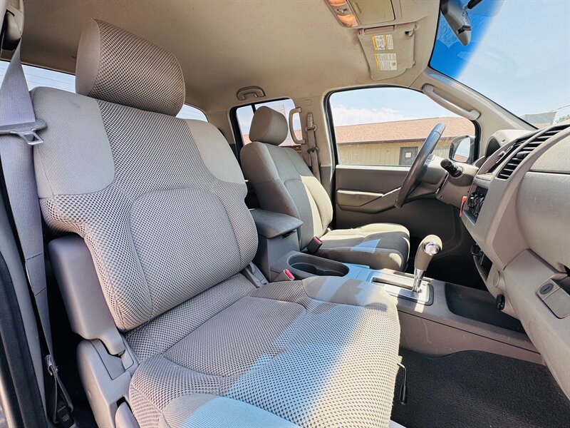 2008 Nissan Frontier SE V6 - Photo 10 - Kearney, NE 68847