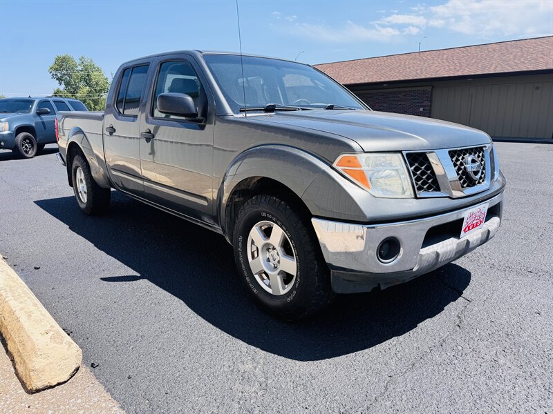 2008 Nissan Frontier SE V6 - Photo 2 - Kearney, NE 68847
