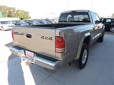 2002 Dodge Dakota SLT   - Photo 5 - Grand Island, NE 68801