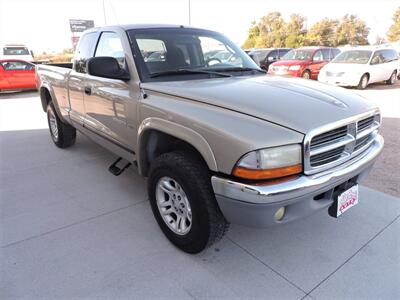 2002 Dodge Dakota SLT   - Photo 4 - Grand Island, NE 68801