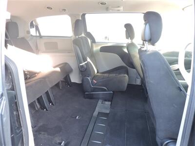 2011 Dodge Grand Caravan Express   - Photo 13 - North Platte, NE 69101