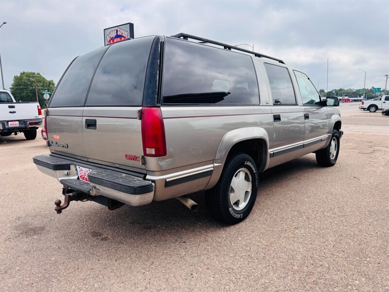1999 GMC Suburban K1500 - Photo 7 - North Platte, NE 69101
