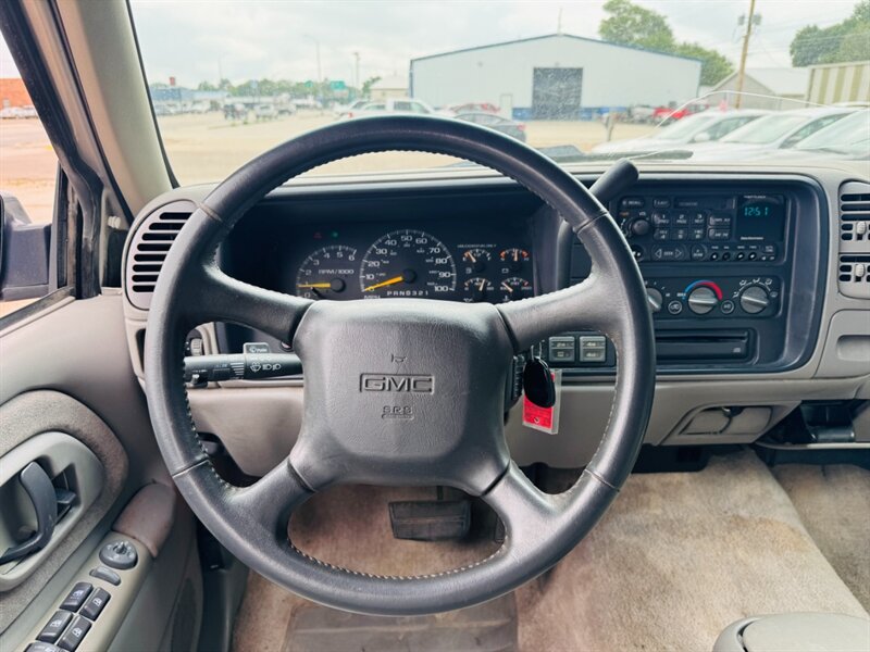 1999 GMC Suburban K1500 - Photo 11 - North Platte, NE 69101