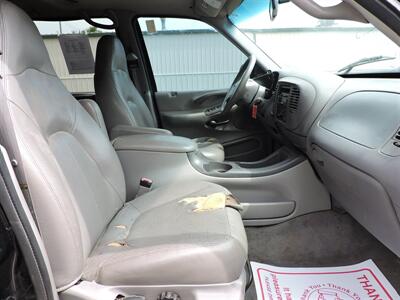 1998 Ford Expedition Eddie Bauer   - Photo 14 - Kearney, NE 68847