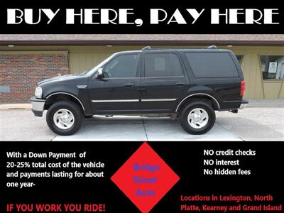 1998 Ford Expedition Eddie Bauer   - Photo 1 - Kearney, NE 68847