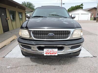 1998 Ford Expedition Eddie Bauer   - Photo 3 - Kearney, NE 68847
