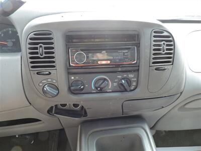 1998 Ford Expedition Eddie Bauer   - Photo 17 - Kearney, NE 68847