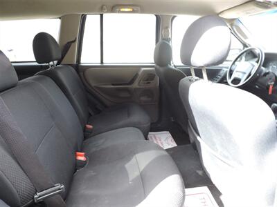 2004 Jeep Grand Cherokee Laredo   - Photo 10 - Kearney, NE 68847