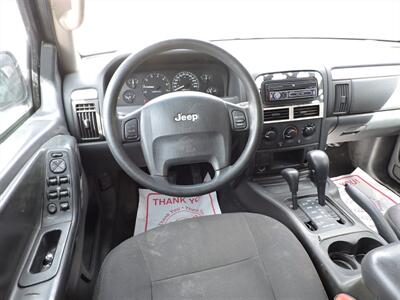 2004 Jeep Grand Cherokee Laredo   - Photo 12 - Kearney, NE 68847