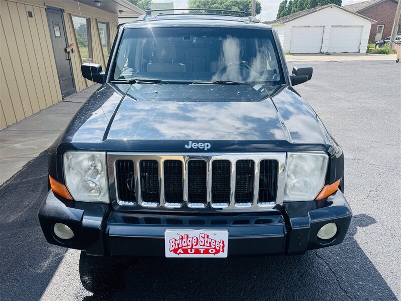 2006 Jeep Commander Limited - Photo 3 - Kearney, NE 68847