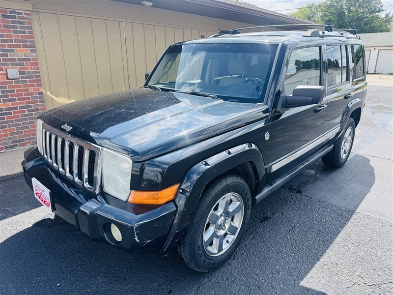 2006 Jeep Commander Limited - Photo 2 - Kearney, NE 68847