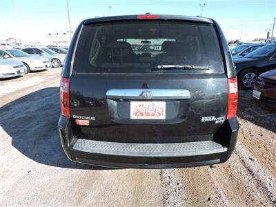 2010 Dodge Grand Caravan SXT   - Photo 6 - Lexington, NE 68850