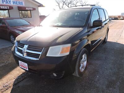 2010 Dodge Grand Caravan SXT   - Photo 2 - Lexington, NE 68850