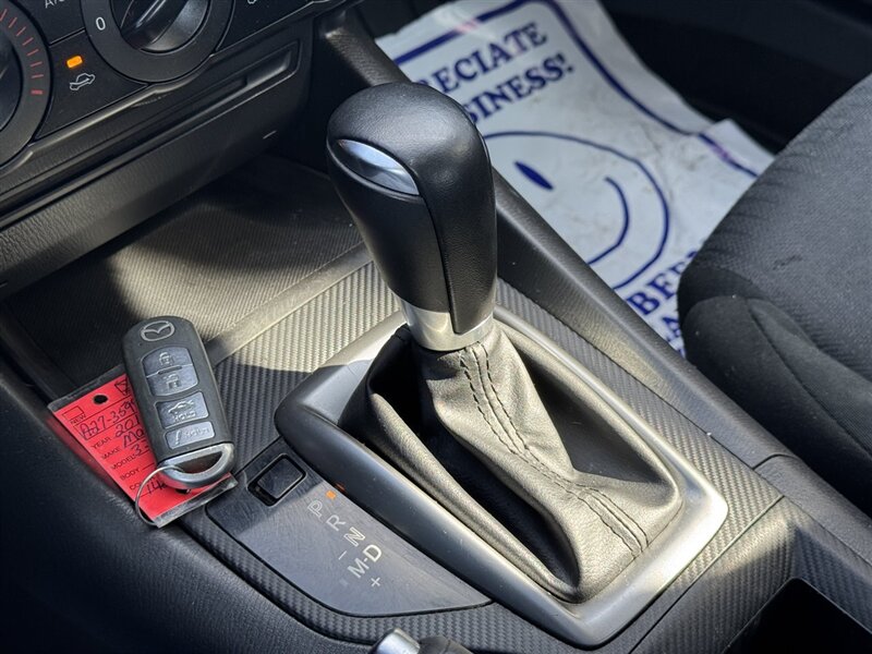 2014 Mazda Mazda3 i Sport - Photo 16 - Lexington, NE 68850