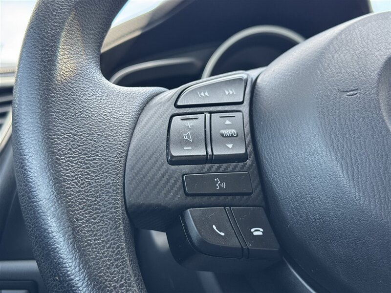 2014 Mazda Mazda3 i Sport - Photo 11 - Lexington, NE 68850