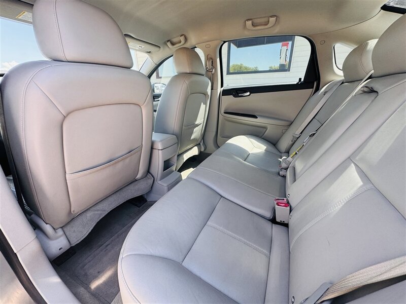 2007 Chevrolet Impala LTZ - Photo 9 - Lexington, NE 68850