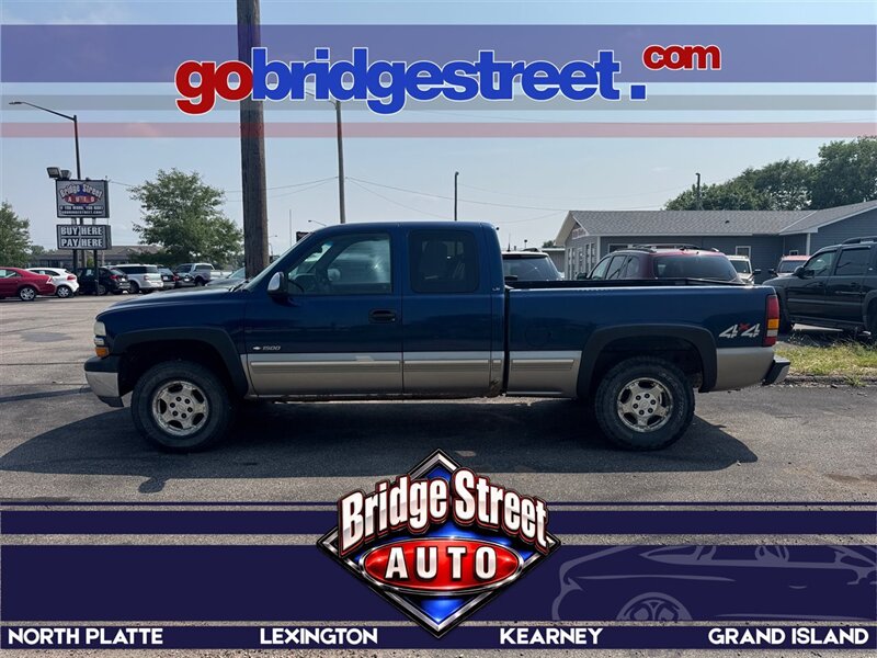 2001 Chevrolet Silverado 1500   - Photo 1 - Grand Island, NE 68801