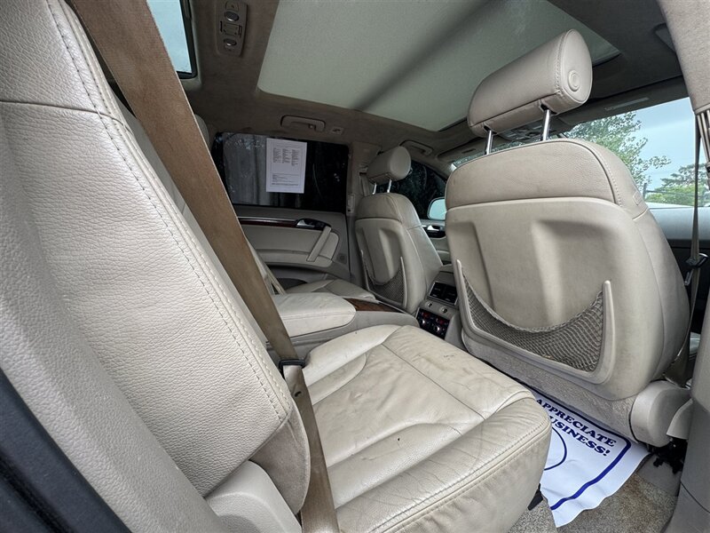 2007 Audi Q7 4.2 Premium quattro - Photo 9 - Grand Island, NE 68801