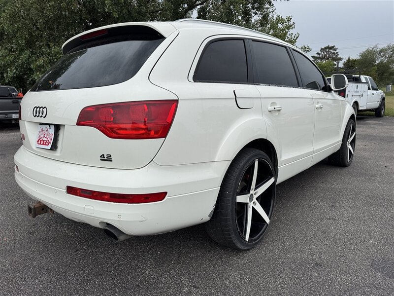 2007 Audi Q7 4.2 Premium quattro - Photo 8 - Grand Island, NE 68801