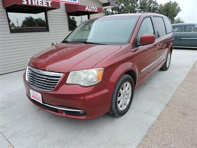 2014 Chrysler Town & Country Touring   - Photo 2 - Lexington, NE 68850