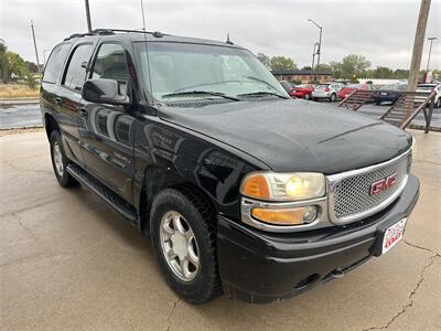 2004 GMC Yukon Denali   - Photo 4 - Lexington, NE 68850