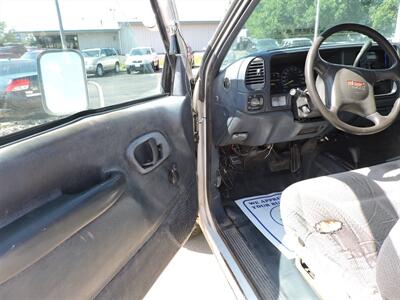 1995 GMC Sierra 2500 SL   - Photo 11 - Grand Island, NE 68801