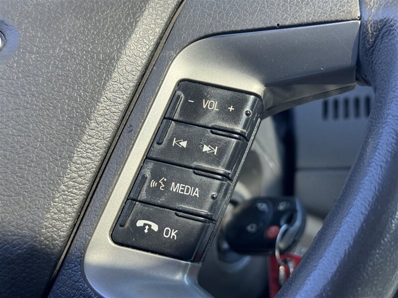 2012 Ford Fusion SEL - Photo 12 - Grand Island, NE 68801
