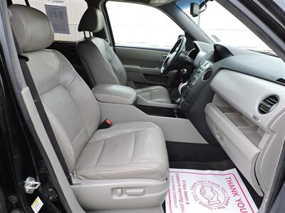 2011 Honda Pilot Touring   - Photo 10 - Kearney, NE 68847