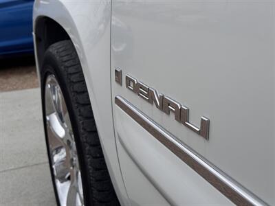 2007 GMC Yukon Denali - Photo 9 - Lexington, NE 68850