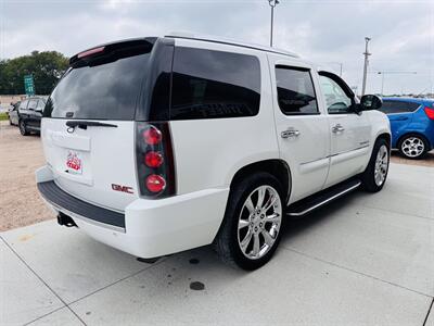 2007 GMC Yukon Denali - Photo 7 - Lexington, NE 68850