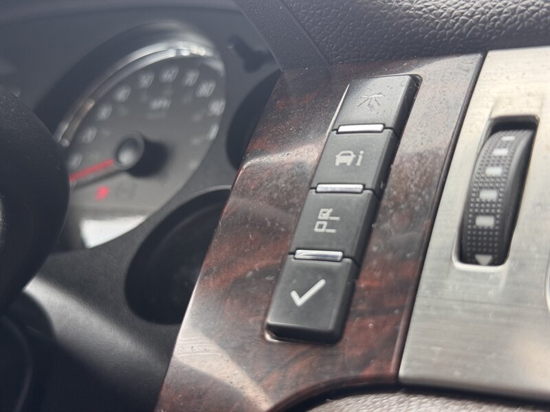 2007 GMC Yukon Denali - Photo 16 - Lexington, NE 68850