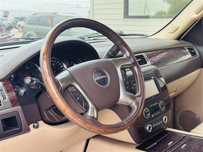 2007 GMC Yukon Denali - Photo 3 - Lexington, NE 68850