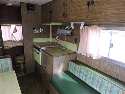 1973 Winnebago Bravo M300   - Photo 10 - Lexington, NE 68850