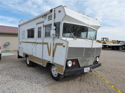 1973 Winnebago Bravo M300   - Photo 2 - Lexington, NE 68850