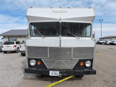 1973 Winnebago Bravo M300   - Photo 3 - Lexington, NE 68850