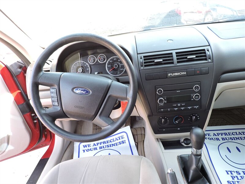 2009 Ford Fusion S photo
