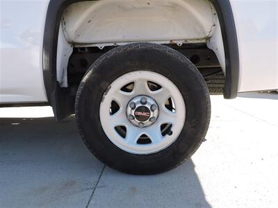 2016 GMC Sierra 1500   - Photo 8 - Lexington, NE 68850