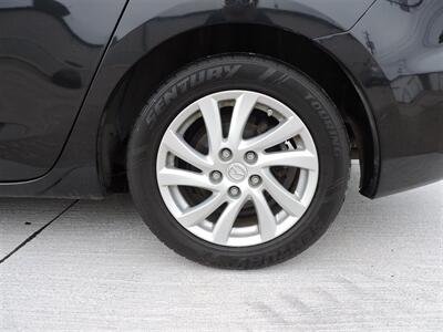 2012 Mazda Mazda3 i Touring   - Photo 8 - Kearney, NE 68847