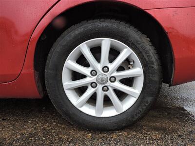 2010 Toyota Camry   - Photo 8 - North Platte, NE 69101