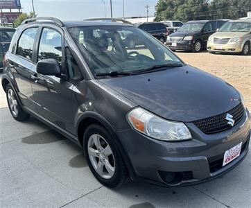 2012 Suzuki SX4 Crossover   - Photo 4 - Lexington, NE 68850