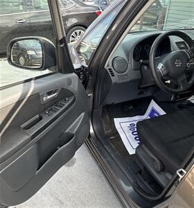 2012 Suzuki SX4 Crossover   - Photo 15 - Lexington, NE 68850