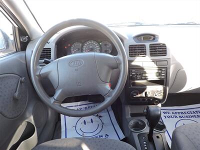 2003 Kia Rio Cinco   - Photo 10 - Lexington, NE 68850